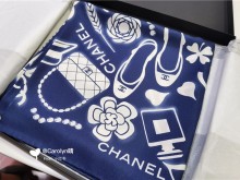 Chanel 丝巾