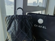 香港买Chanel 22bag再也不要扔盒子了?