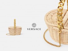 连 Versace 也推出野餐篮，加入链条设计更彰显高级感！