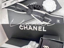 购物分享 | Chanel 22b爱心耳环 22a发带