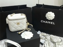 购物分享| Chanel 22B 白色金球小盒子