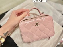 香奈儿chanel 22b 粉色化妆包