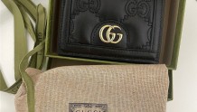 Gucci古驰 GG Matelassé卡包 短钱包