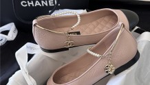 Chanel 23c 玛丽珍平底鞋