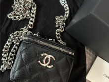 Chanel香奈儿 珐琅盒子