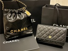 一次拿两个包的快乐，Chanel 22bagmini woc