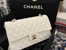 澳门🇲🇴四季名店Chanel最后一只白色CF🥰