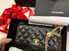 Chanel 24年新款金球woc发财包